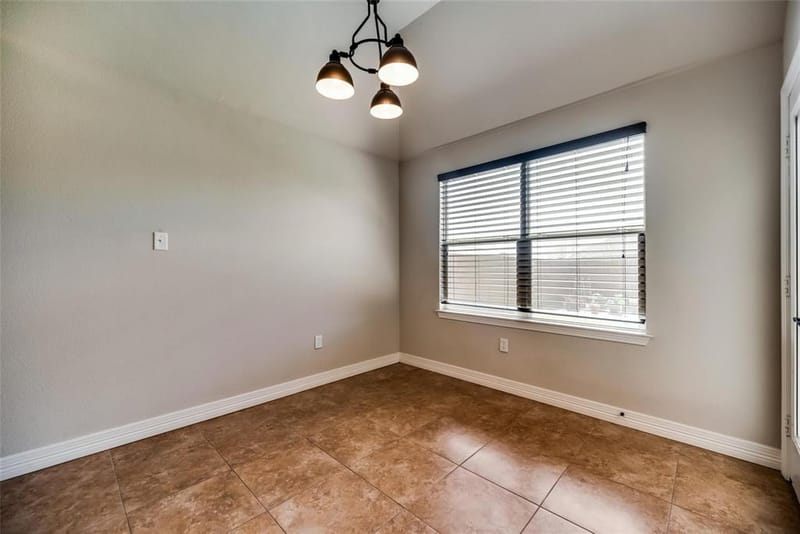 141 Shawnee Street, Greenville TX 75402 - Photo 7