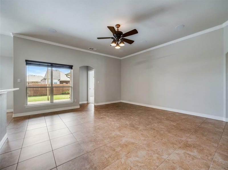 141 Shawnee Street, Greenville TX 75402 - Photo 5