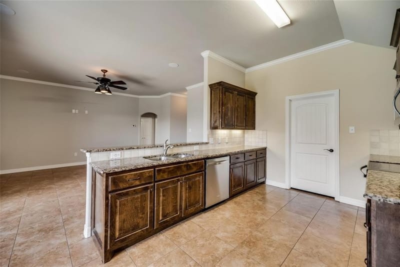 141 Shawnee Street, Greenville TX 75402 - Photo 11