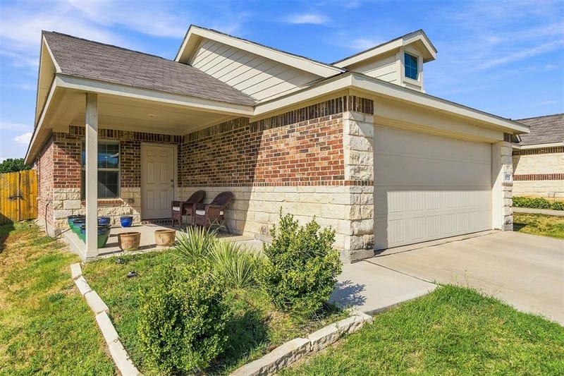5709 Honey Creek Street, Fort Worth TX 76179