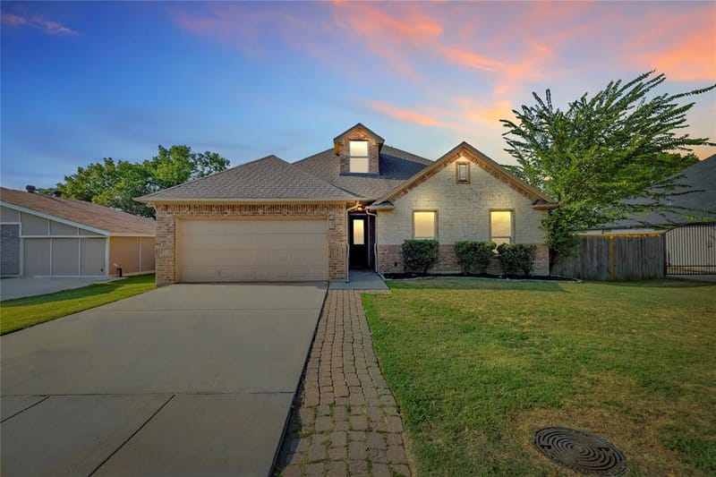 7608 Frankie B Street, North Richland Hills TX 76182 - Photo 35