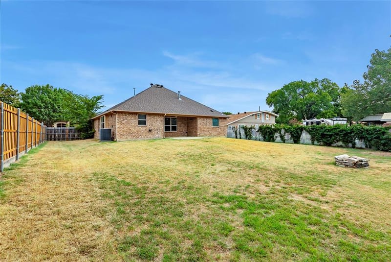 7608 Frankie B Street, North Richland Hills TX 76182 - Photo 31