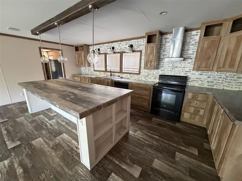 5619 Arkansas Trail, Granbury TX 76048 - Photo 11
