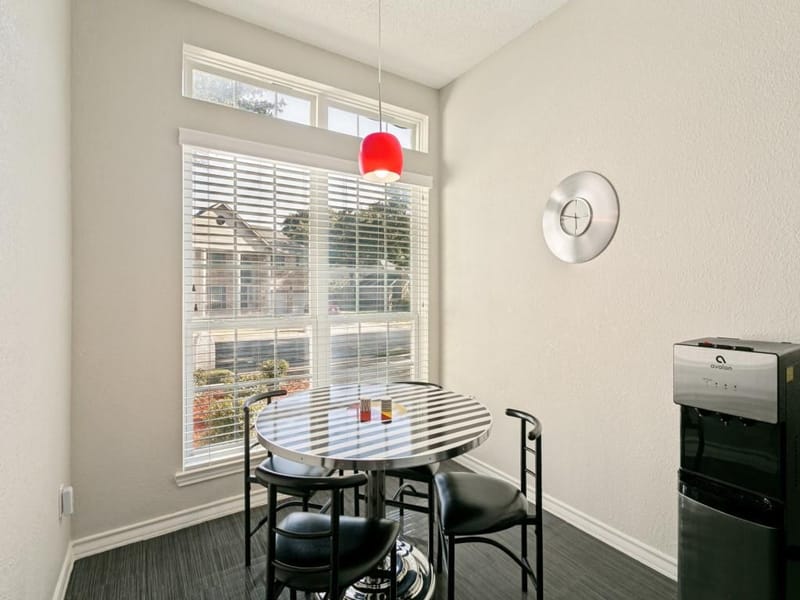 3001 Redstone Drive, Arlington TX 76001 - Photo 10