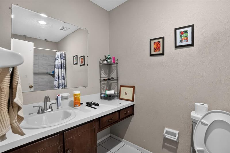 2125 Meadow Glen, Irving TX 75060 - Photo 23
