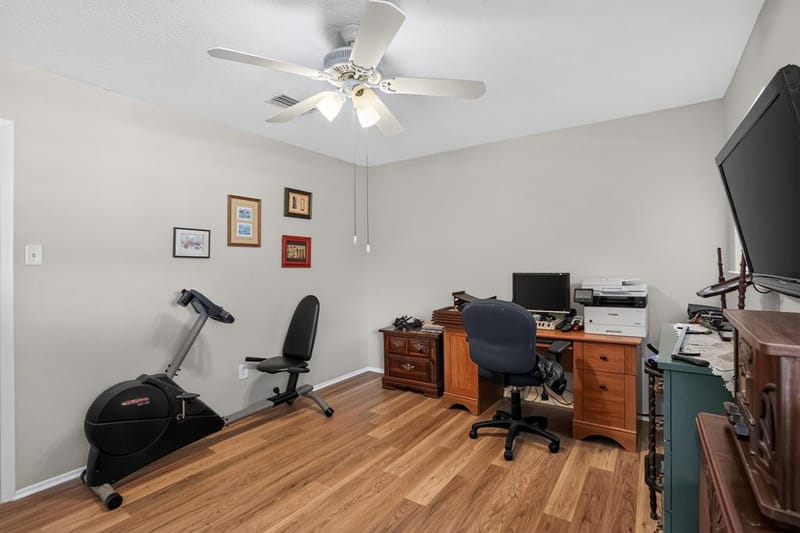 2125 Meadow Glen, Irving TX 75060 - Photo 29