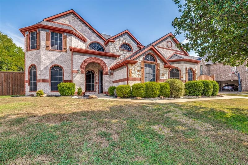 1633 Turtle Point Drive, DeSoto TX 75115
