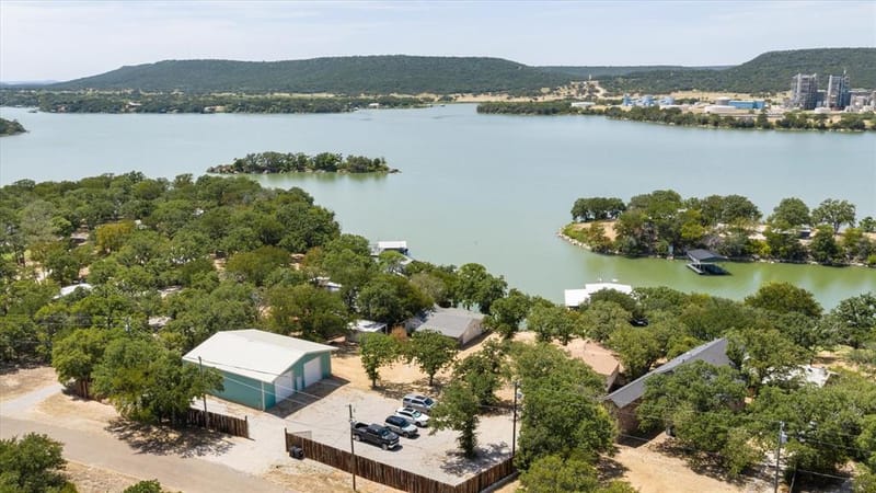 1516 N Lakeview Drive, Palo Pinto TX 76484 - Photo 6