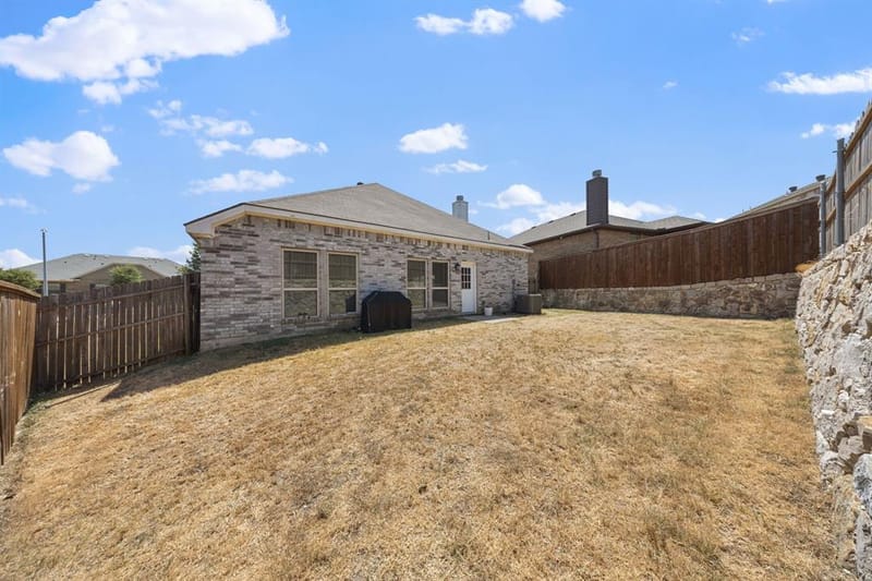 8275 Clarksprings Drive, Dallas TX 75236 - Photo 28