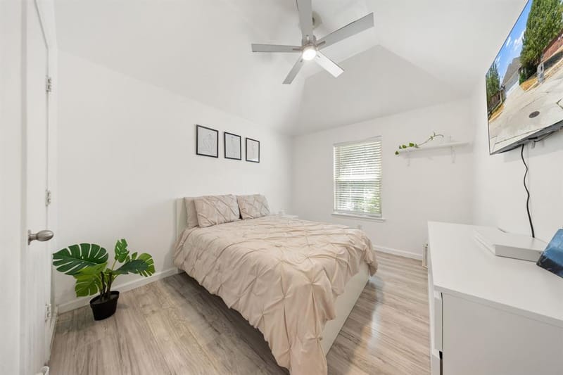 8275 Clarksprings Drive, Dallas TX 75236 - Photo 25