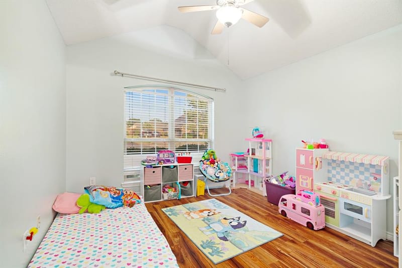 1725 Meadowview Drive, Reno TX 75462 - Photo 13