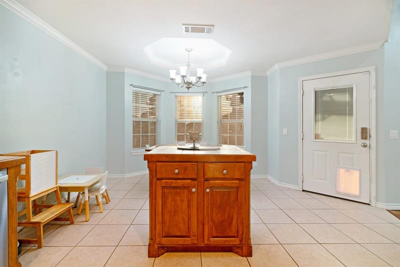 1725 Meadowview Drive, Reno TX 75462 - Photo 7