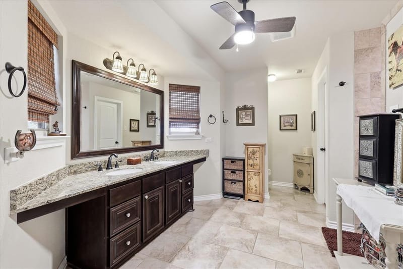 13043 Gold Hill Road, Argyle TX 76226 - Photo 17
