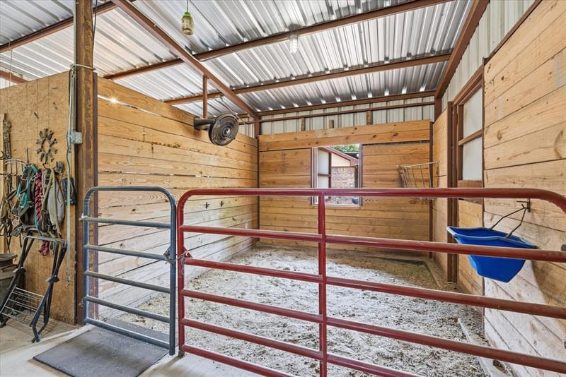 13043 Gold Hill Road, Argyle TX 76226 - Photo 33