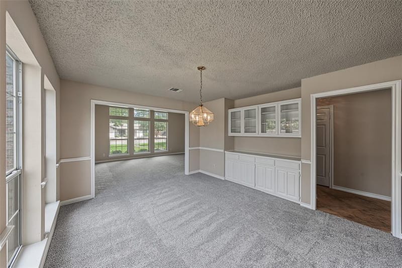 1500 Arrowhead Drive, Pantego TX 76013 - Photo 9