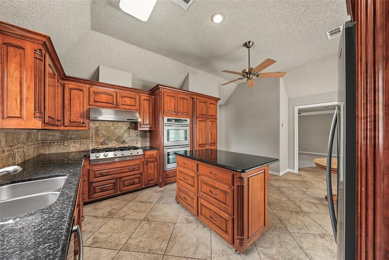 1500 Arrowhead Drive, Pantego TX 76013 - Photo 15