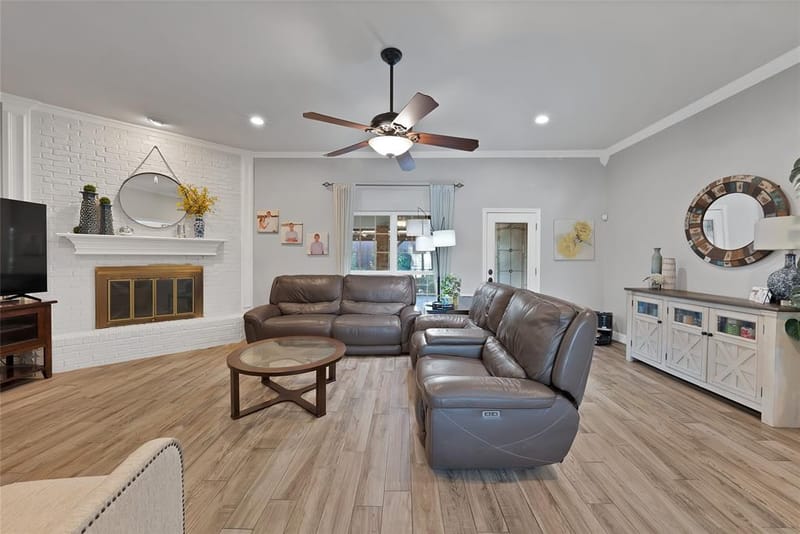 3840 Devonaire Drive, Fort Worth TX 76008 - Photo 14
