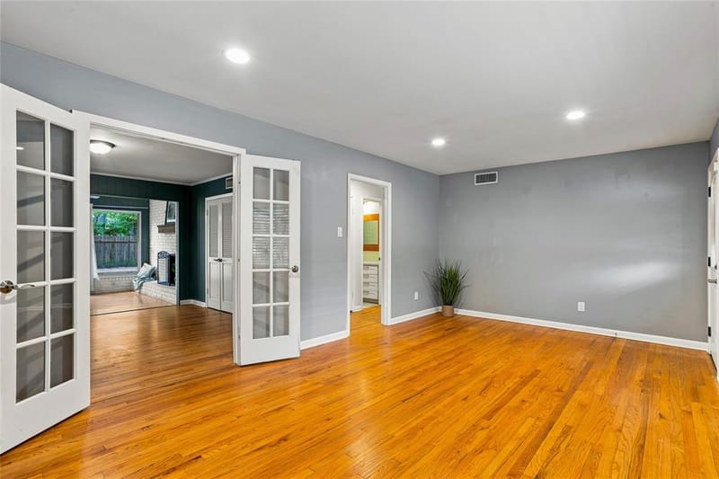 1500 W Lavender Lane, Arlington TX 76013 - Photo 6