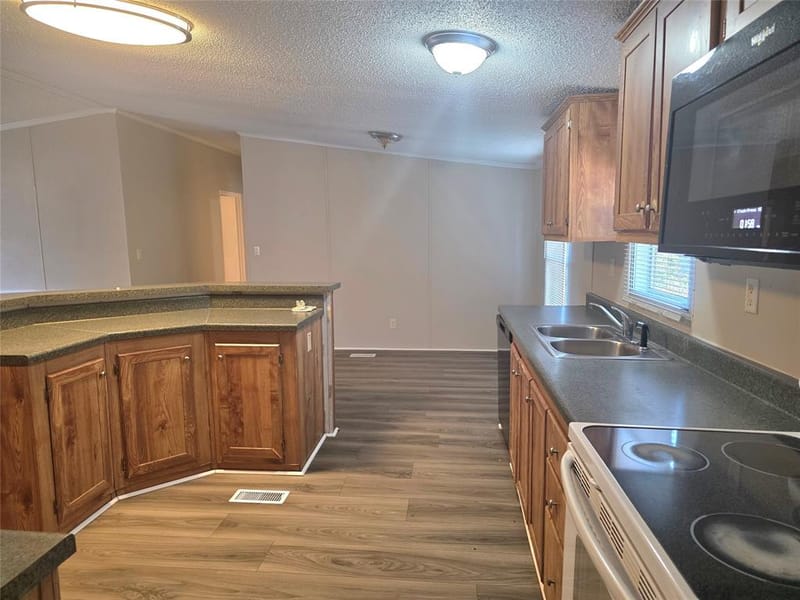 100 Crow Street, Mabank TX 75156 - Photo 16