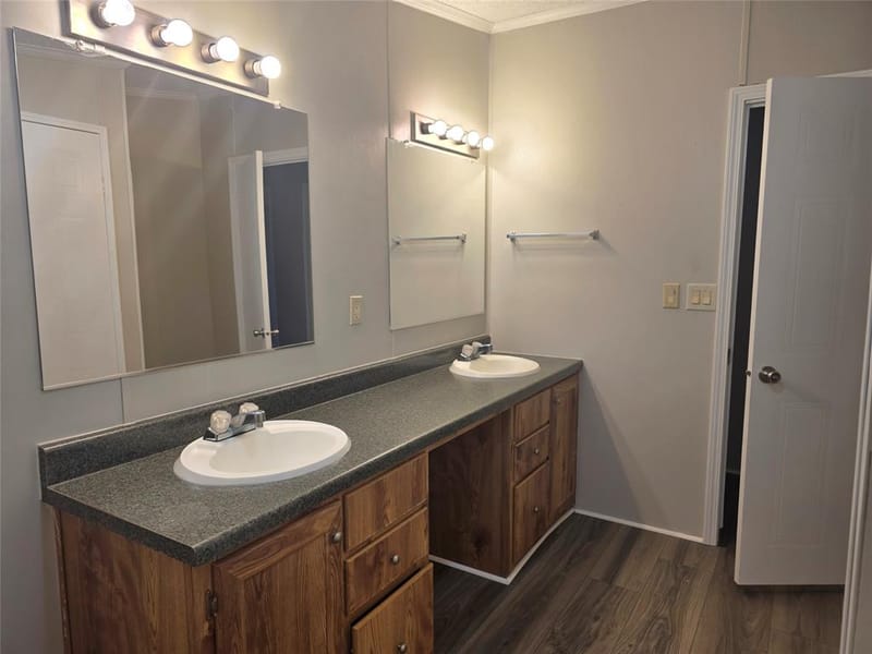 100 Crow Street, Mabank TX 75156 - Photo 22