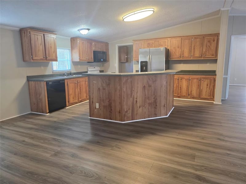 100 Crow Street, Mabank TX 75156 - Photo 7