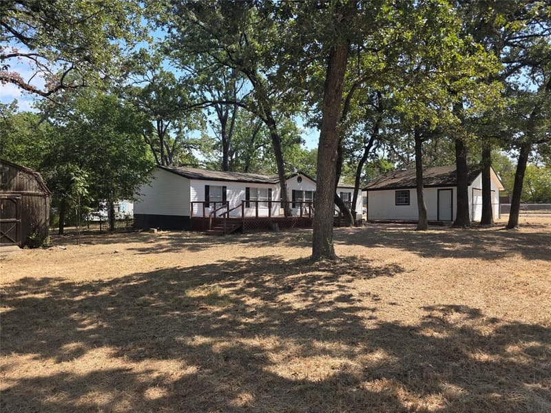100 Crow Street, Mabank TX 75156