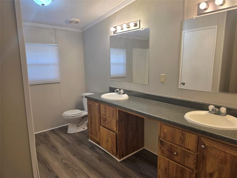 100 Crow Street, Mabank TX 75156 - Photo 20