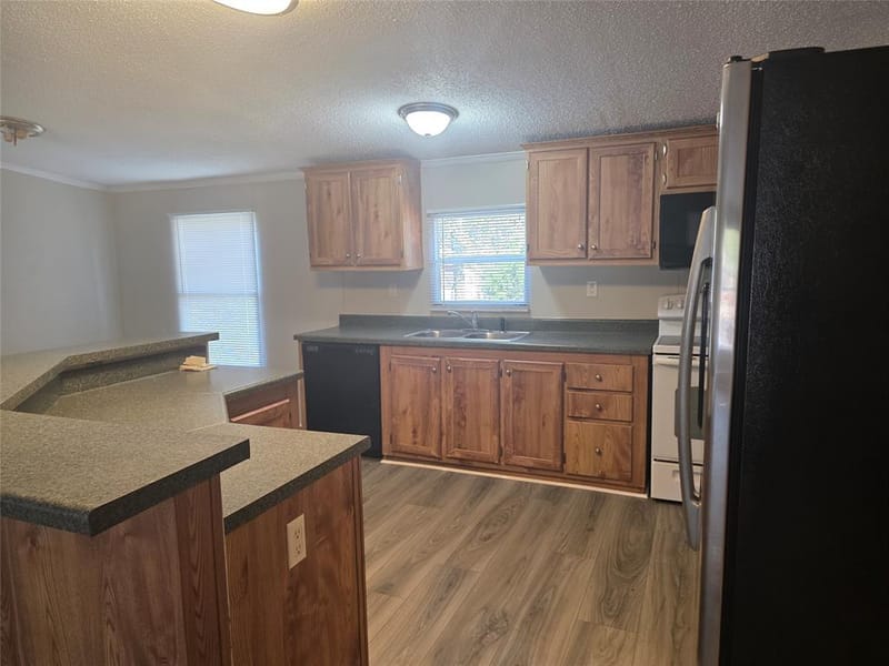 100 Crow Street, Mabank TX 75156 - Photo 14