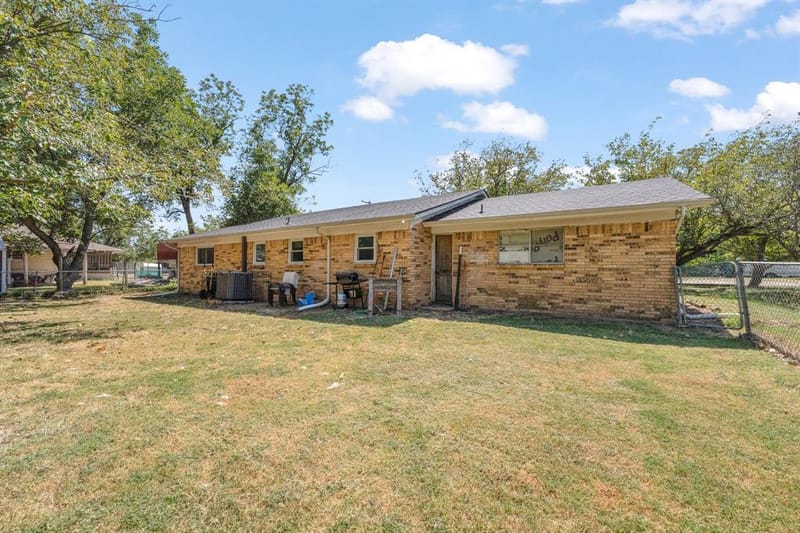502 N King Street, Itasca TX 76055 - Photo 15