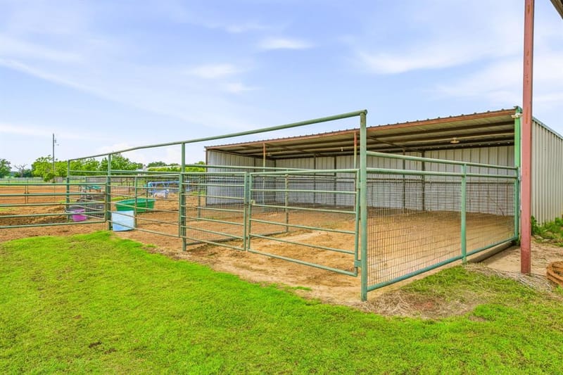11555 N US Highway 377, Stephenville TX 76401 - Photo 28