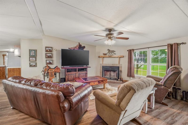 11555 N US Highway 377, Stephenville TX 76401 - Photo 8