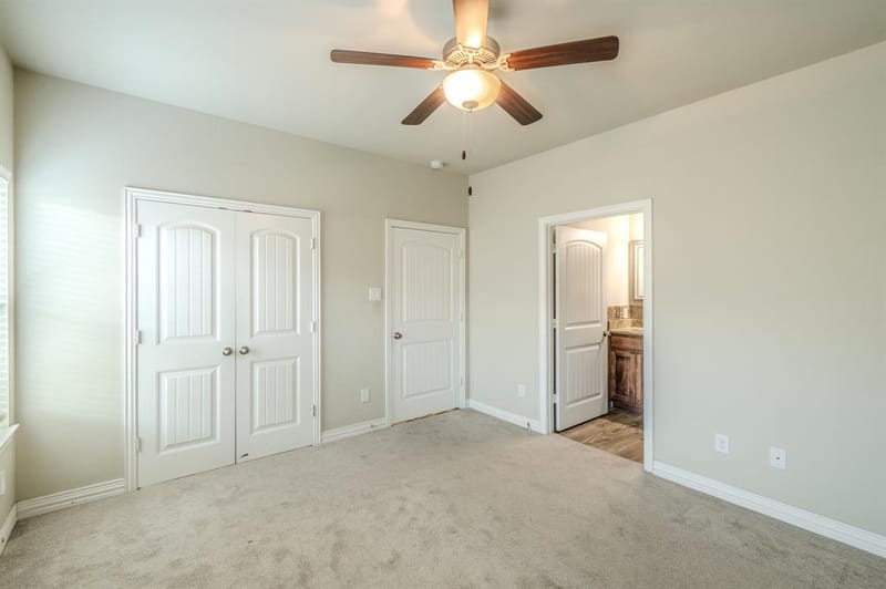 2016 Langston Street, Fort Worth TX 76105 - Photo 11