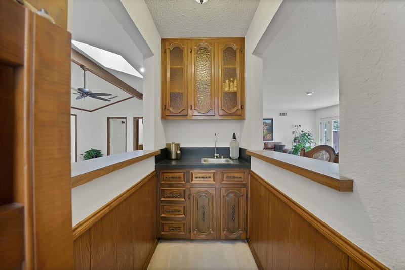 9630 Fallbrook Drive, Dallas TX 75243 - Photo 16
