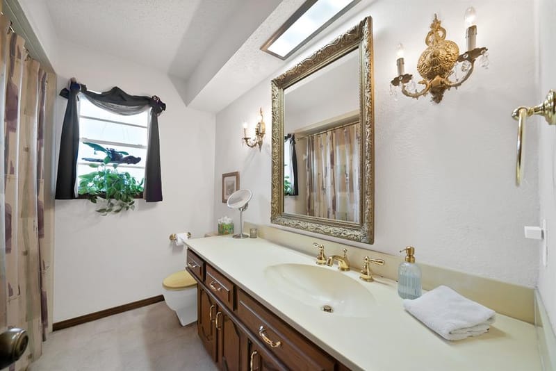 9630 Fallbrook Drive, Dallas TX 75243 - Photo 21
