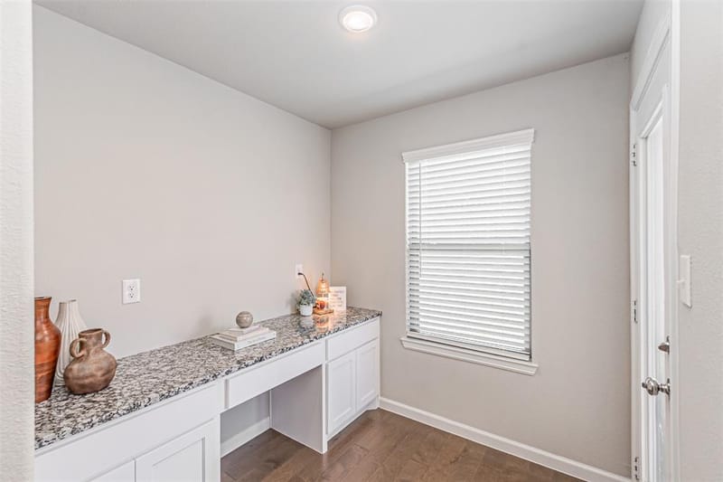 5532 Santa Elena Court, Fort Worth TX 76126 - Photo 10