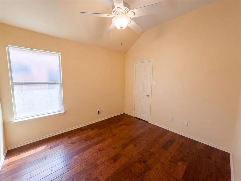 1213 Whitecreek Drive, Glenn Heights TX 75154 - Photo 10