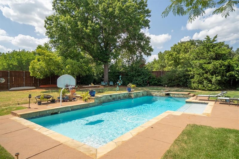 301 Meadow Knoll Drive, Double Oak TX 75077 - Photo 32