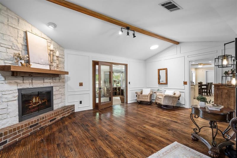 301 Meadow Knoll Drive, Double Oak TX 75077 - Photo 9