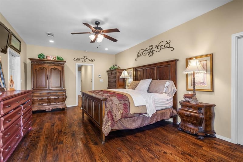 301 Meadow Knoll Drive, Double Oak TX 75077 - Photo 18