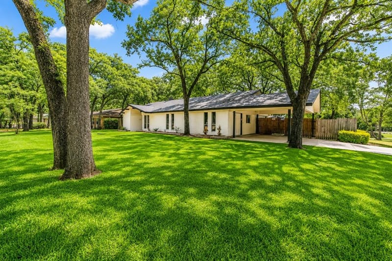 1917 Toplea Drive, Euless TX 76040 - Photo 34