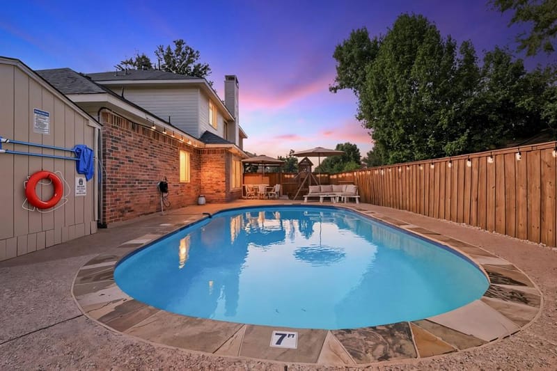 537 Purdue Drive, Lewisville TX 75067