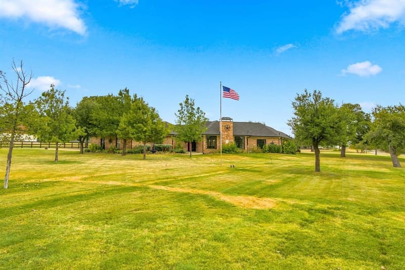 138 Green Oaks Drive, Bartonville TX 76226 - Photo 30