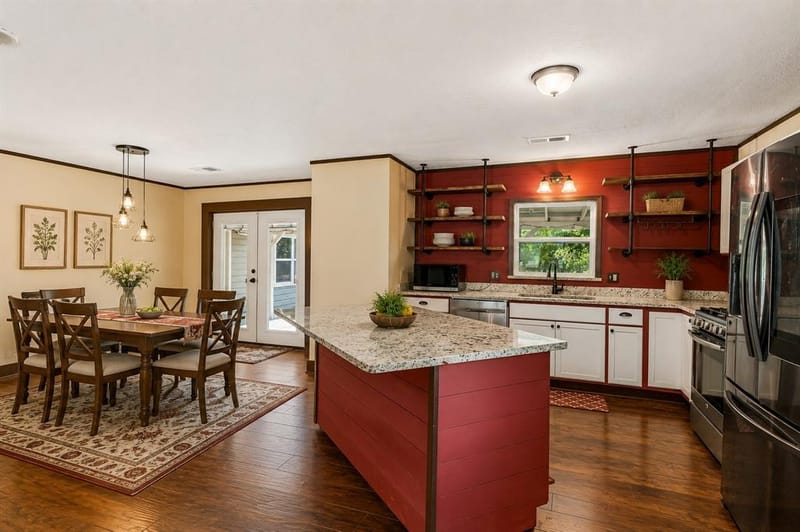 416 S Harrison Street, Pilot Point TX 76258 - Photo 5