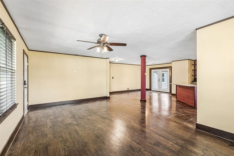 416 S Harrison Street, Pilot Point TX 76258 - Photo 8