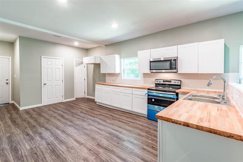 1457 W Austin Street, Paris TX 75460 - Photo 2