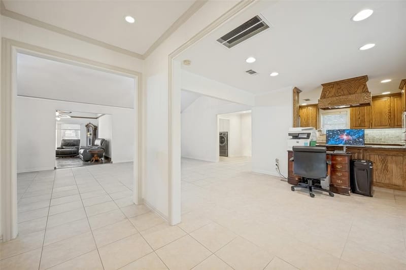 233 Oak Street, Highland Village TX 75077 - Photo 6