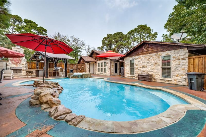 233 Oak Street, Highland Village TX 75077 - Photo 32