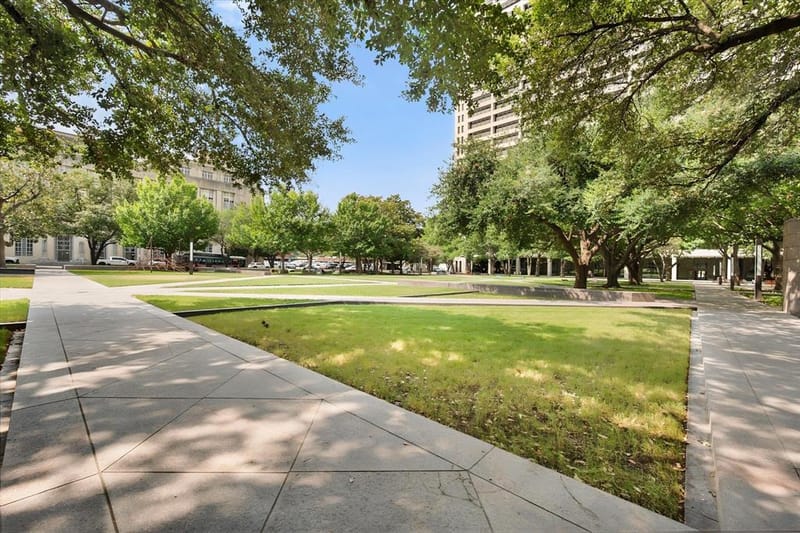 411 W 7th Street # 906, Fort Worth TX 76102 - Photo 34