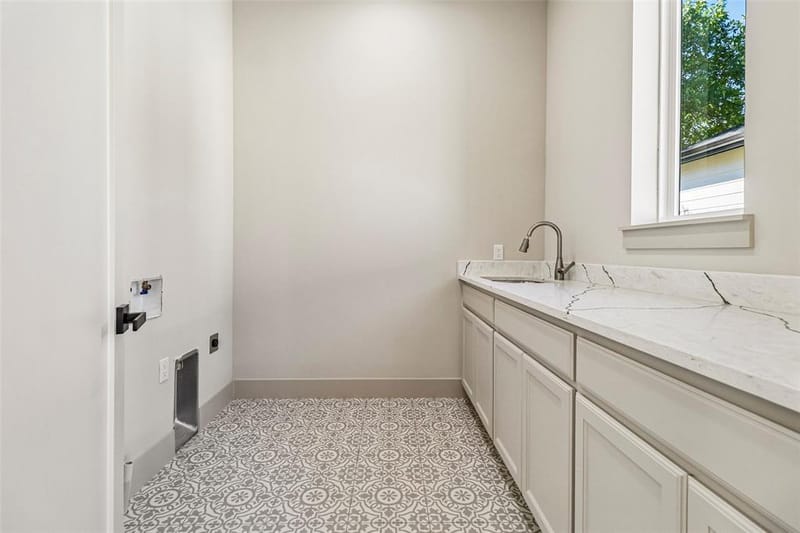 1842 Life Avenue, Dallas TX 75212 - Photo 21
