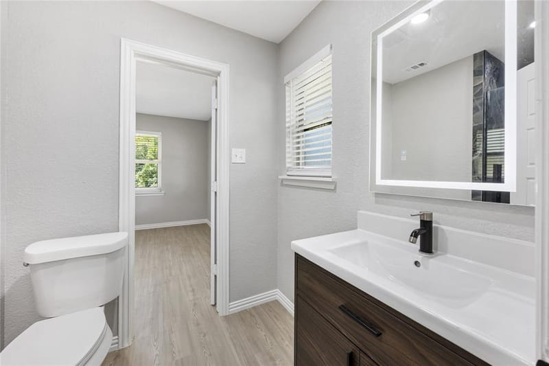 600 N Young Boulevard, DeSoto TX 75115 - Photo 12